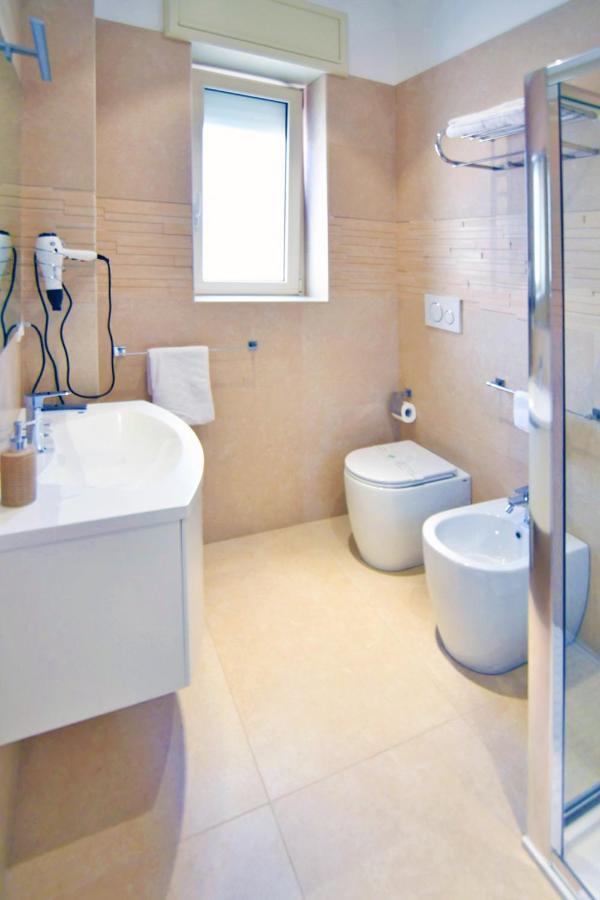 Astro Blu Bed & Breakfast Lecce Bagian luar foto